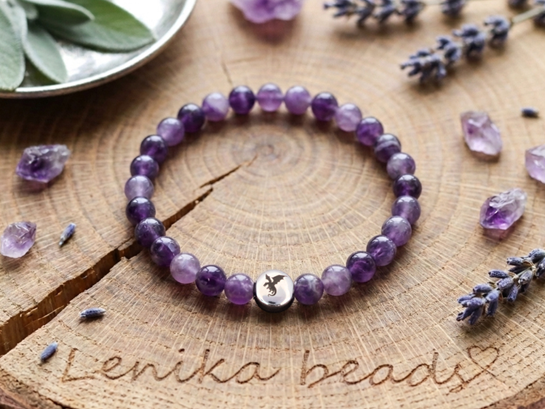 mensi naramek z ametystu pro draka